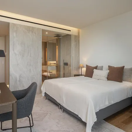 Savoy Monumentalis Ix By An Island Apartman *