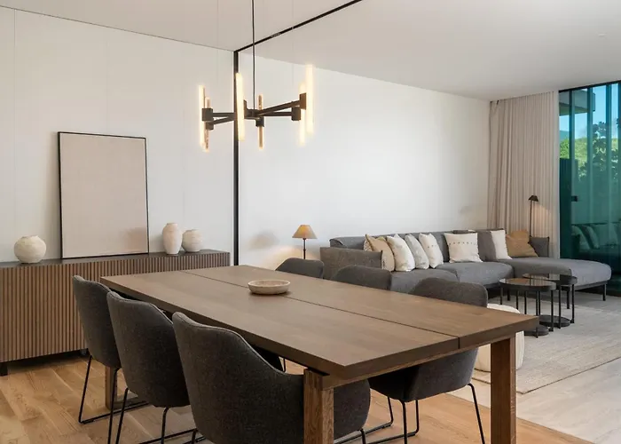 Savoy Monumentalis Ix By An Island アパート フンシャル